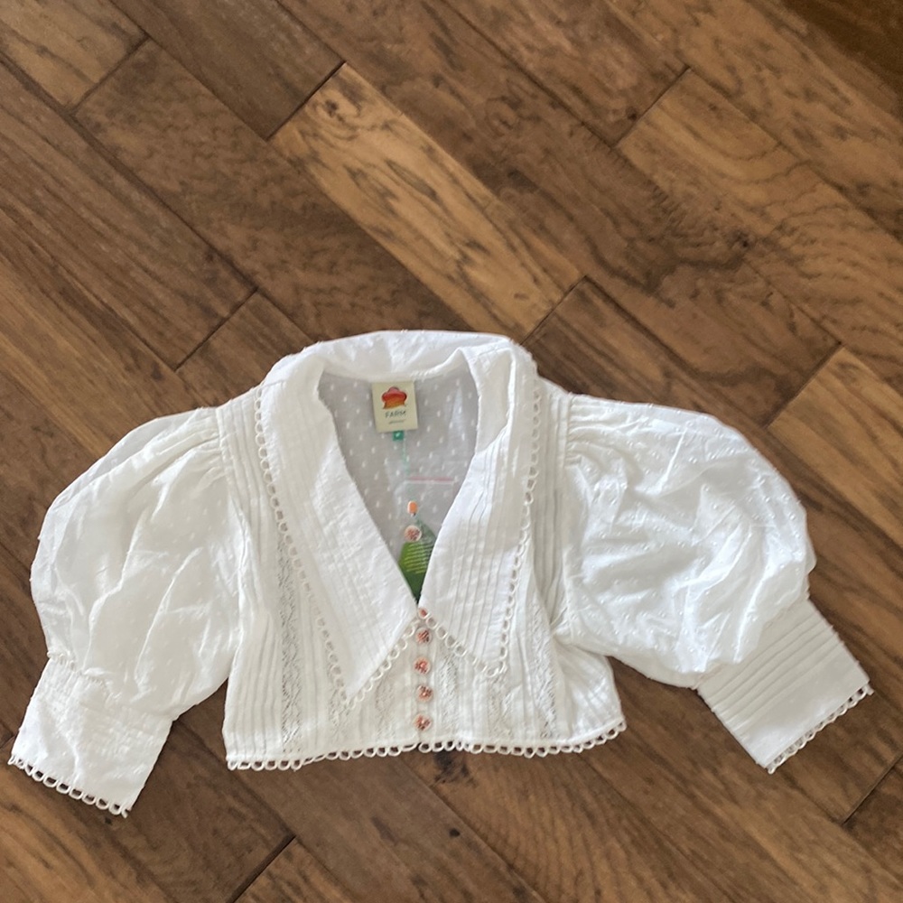 Farm rio off white cropped blouse